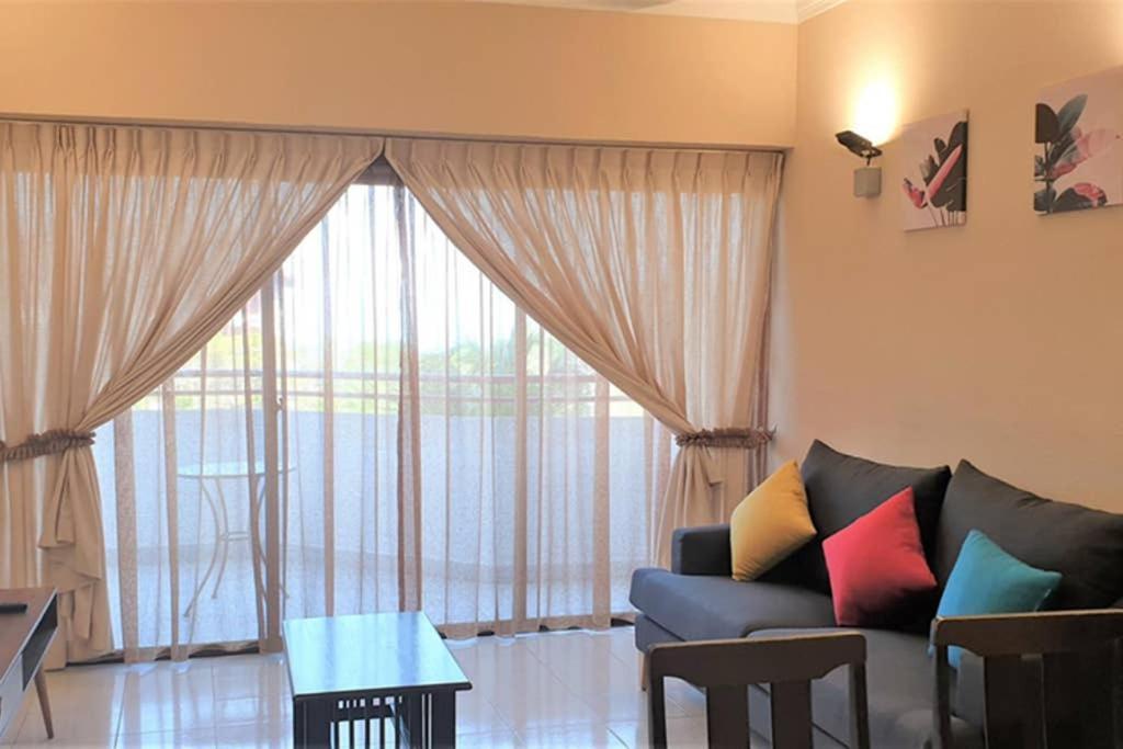 Poolview Resort Batu Ferringhi 502 - 2 Rooms Eksteriør bilde