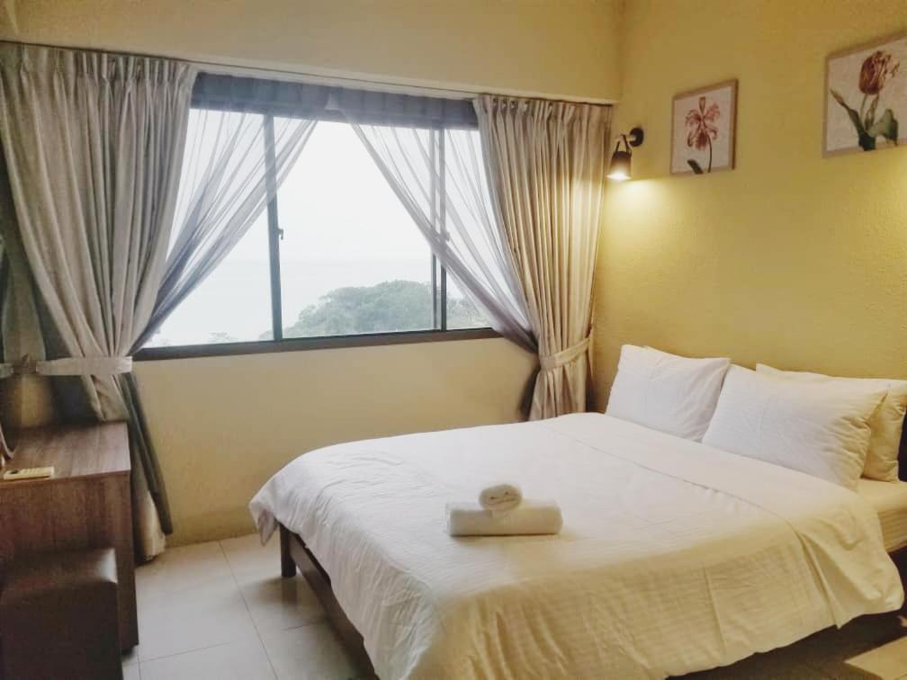 Poolview Resort Batu Ferringhi 502 - 2 Rooms Eksteriør bilde
