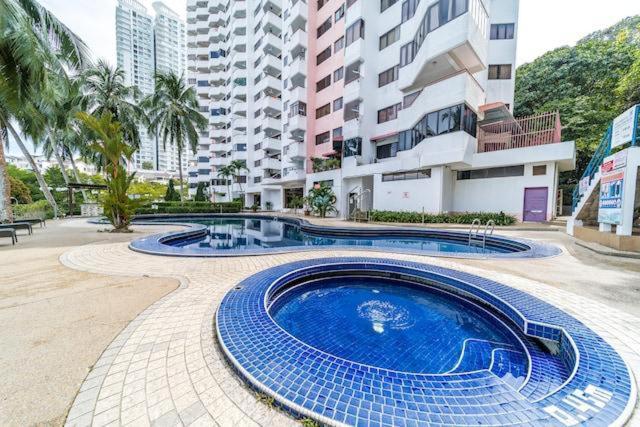 Poolview Resort Batu Ferringhi 502 - 2 Rooms Eksteriør bilde